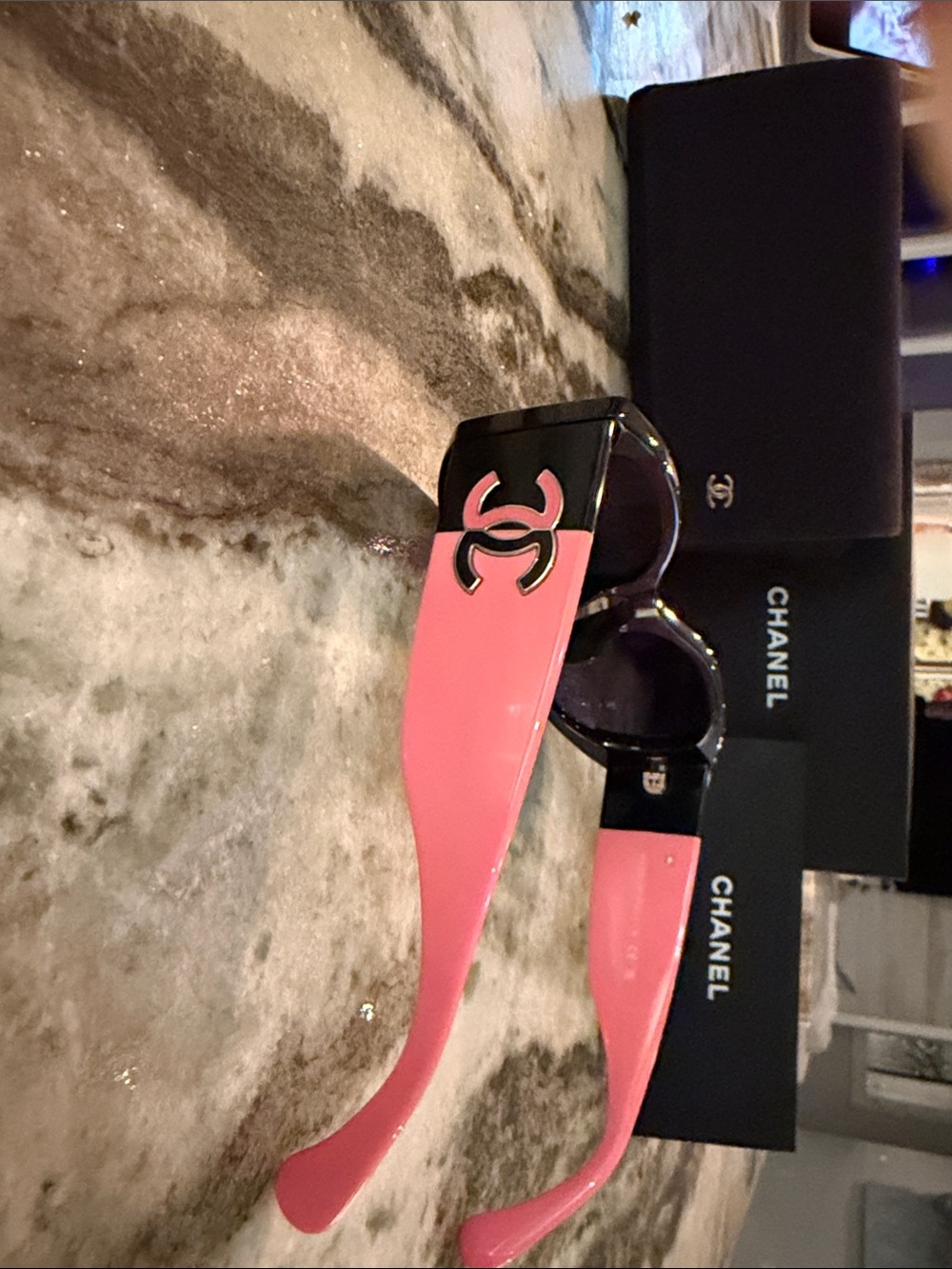 CHANEL Black Frame Sunglasses with Pink Temples and Dark Lenses - Picture 4 of 6